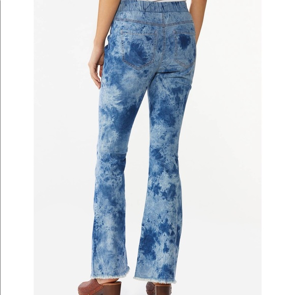Cato Tie Dye Flare Jeans - Picture 3 of 16